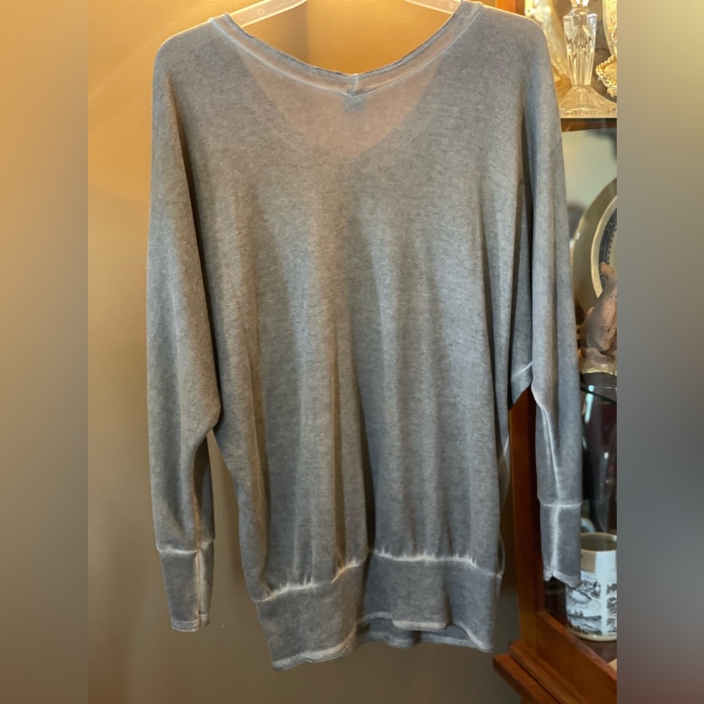 Distressed M. Rena Top - Picture 3 of 7